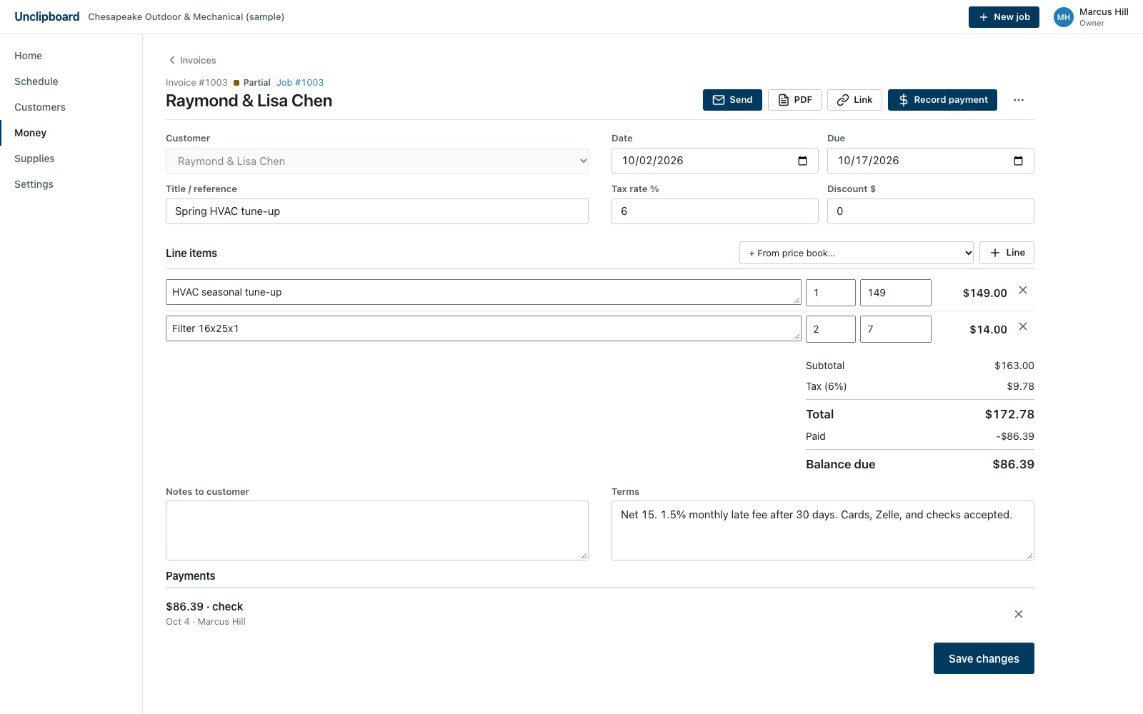 Unclipboard invoice on a desktop browser with line items and status, sample data